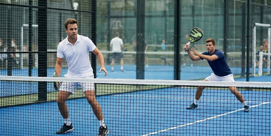 Les erreurs tactiques les plus fréquentes chez les joueurs intermédiaires au padel