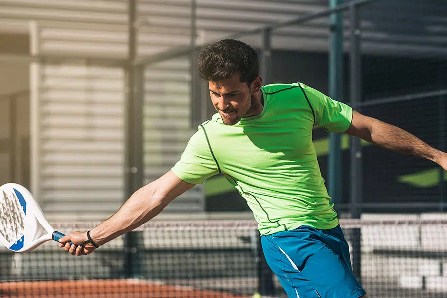 Épicondylite au padel : prévenir et soulager la douleur au coude
