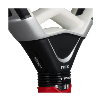 Raquette Nox AT10 Luxury Genius Attack 18K Alum (2026)